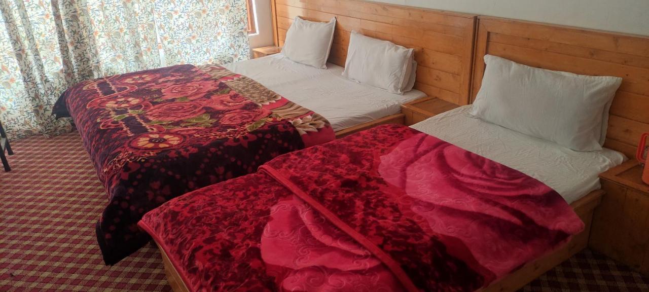 Jahangir Cottage Pahalgam Exterior photo